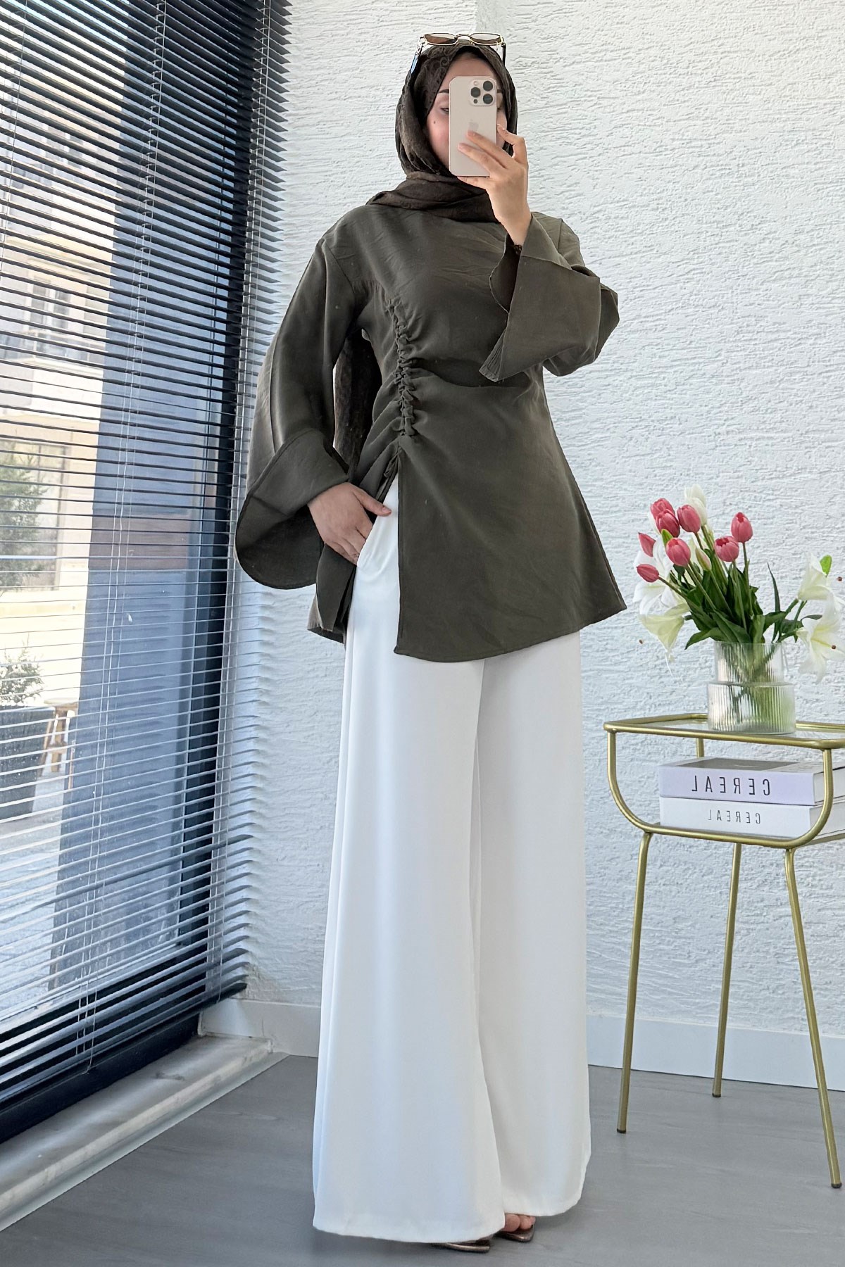 Yandan Büzgü Detaylı Asimetrik Kesim Modal Bluz - Haki