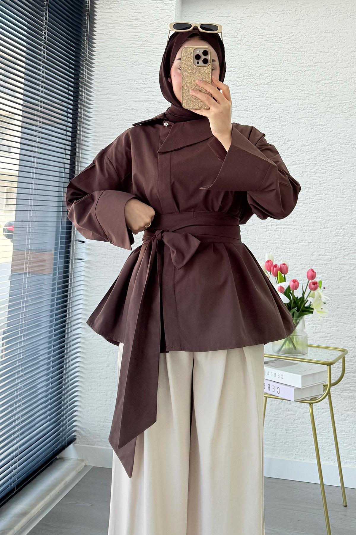 Yandan Düğmeli Geniş Kemerli Poplin Tunik – Kahverengi
