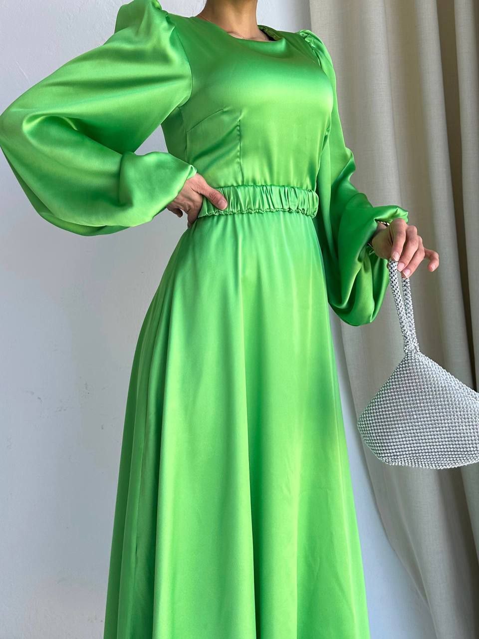 Yeşil Beli Kemerli Elbise