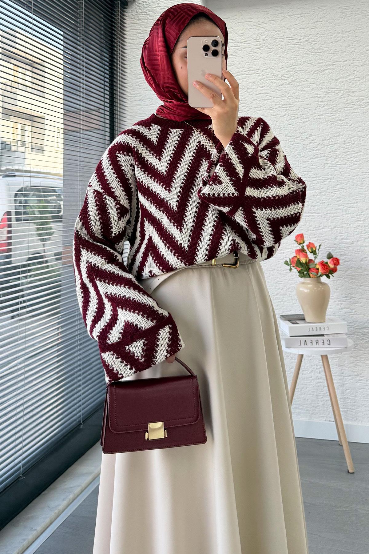 Zikzak Desenli Kısa Triko Kazak – Bordo