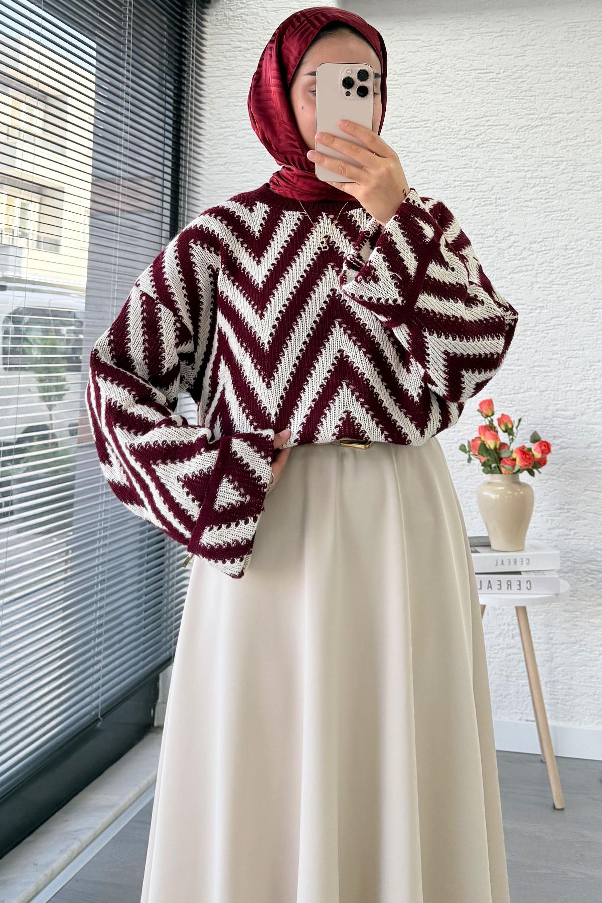 Zikzak Desenli Kısa Triko Kazak – Bordo