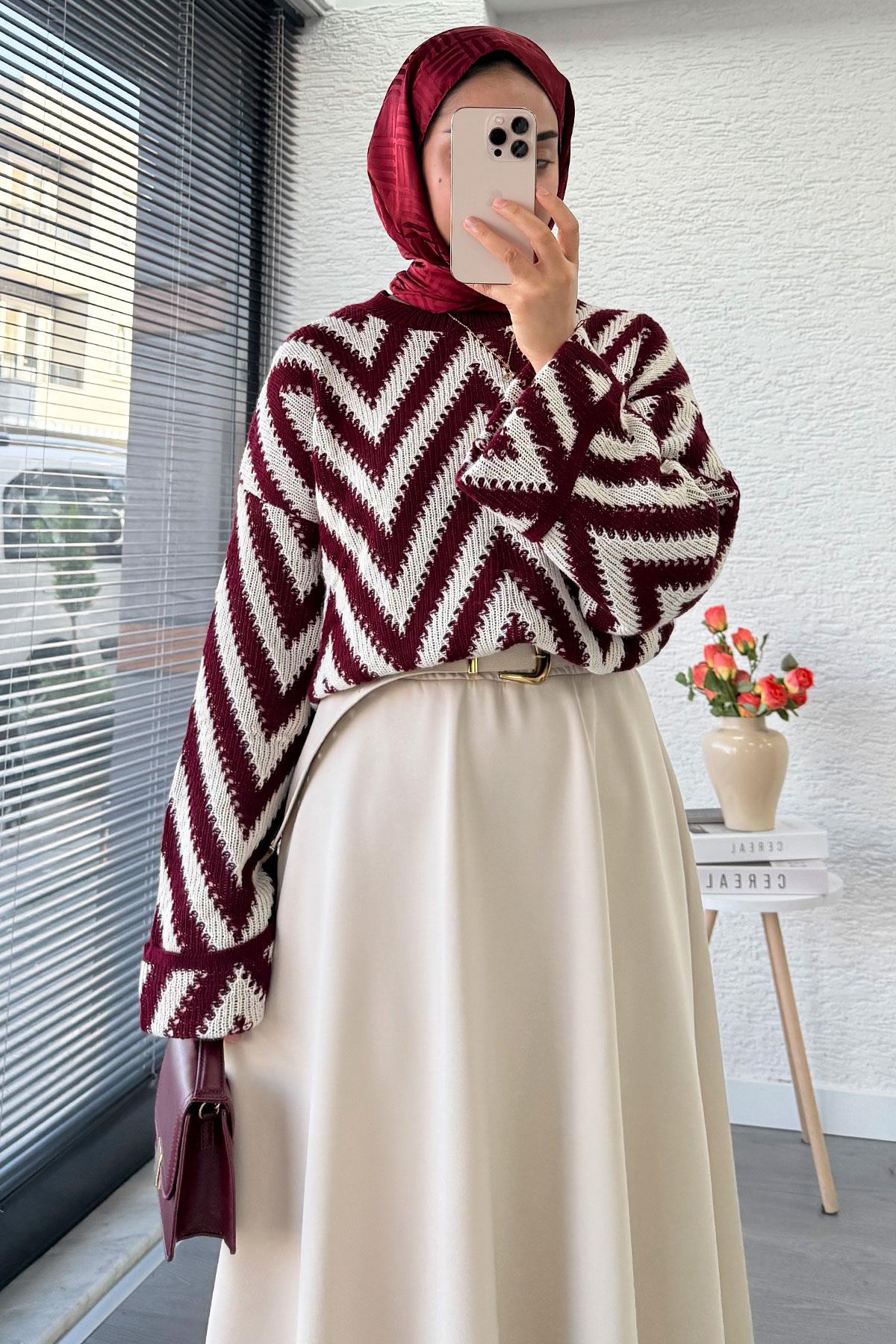 Zikzak Desenli Kısa Triko Kazak – Bordo