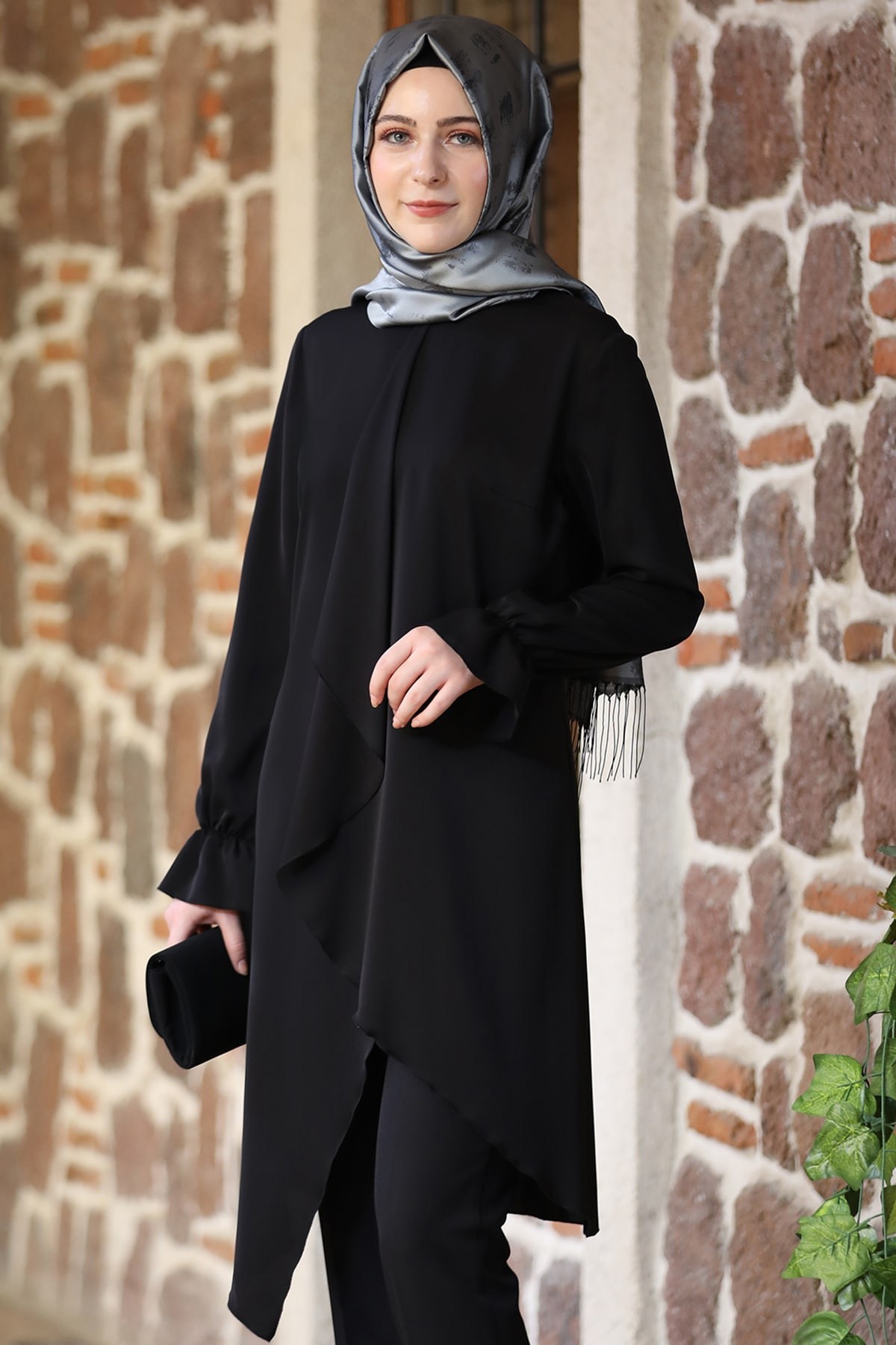 Arya Tesettür Tunik Siyah