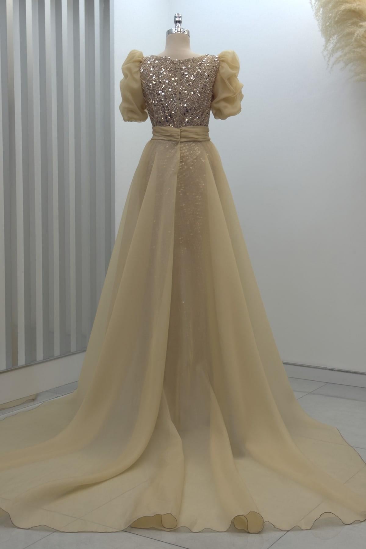 Ester Abiye Gold