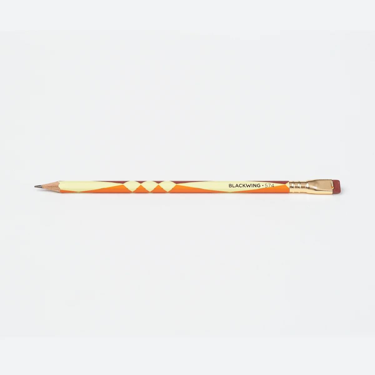 Palomino Blackwing  Volume 574 Firm Grafit  Ahşap Kurşun Kalem