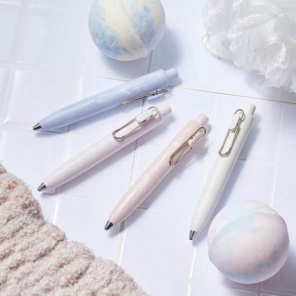 Uni-ball One P Jel Kalem Limited Edition Colors Bath Bomb Dot Color 0.38 mm Black Ink D White Tea