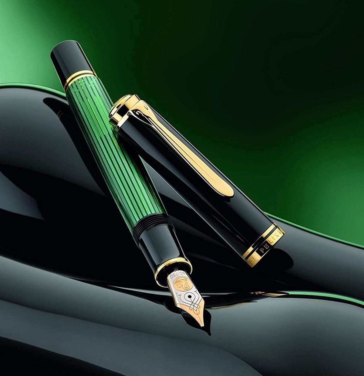 Pelikan Souveran M800 Green Black Fountain Dolma Kalem EF Uç
