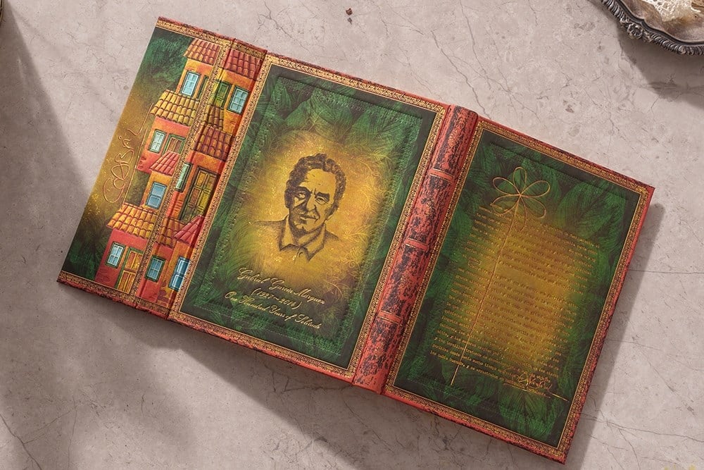 Paperblanks Garcia Marquez, One Hundred Years of Solitude Sert Kapak 18x23 cm Çizgisiz Defter PB1523-0