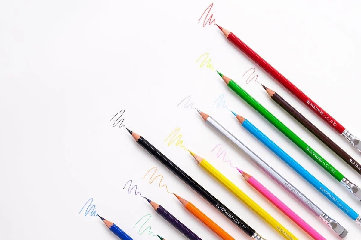 Palomino Blackwing Colors Silgili Ahşap Gövdeli 12'li Kalem Seti 