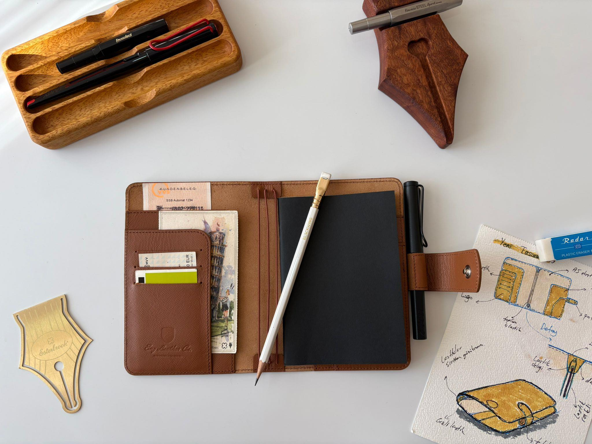 Eng Leather Saffiano Deri Koleksiyonu  A6 Defter & Kalem Çantası Terracota