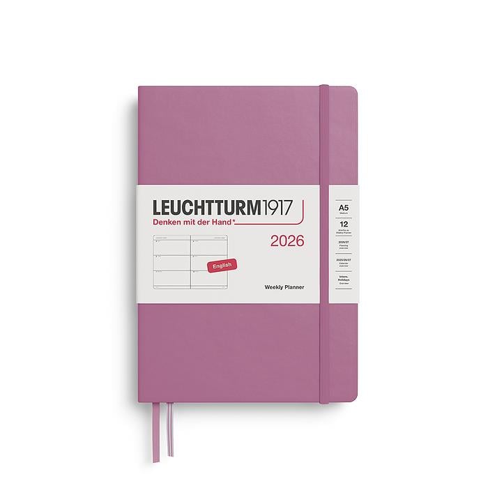 Leuchtturm1917 Orta Boy (A5) 12 Aylık Haftalık Ajanda 2026 Sert Kapak, İngilizce, Tozlu Gül 372707