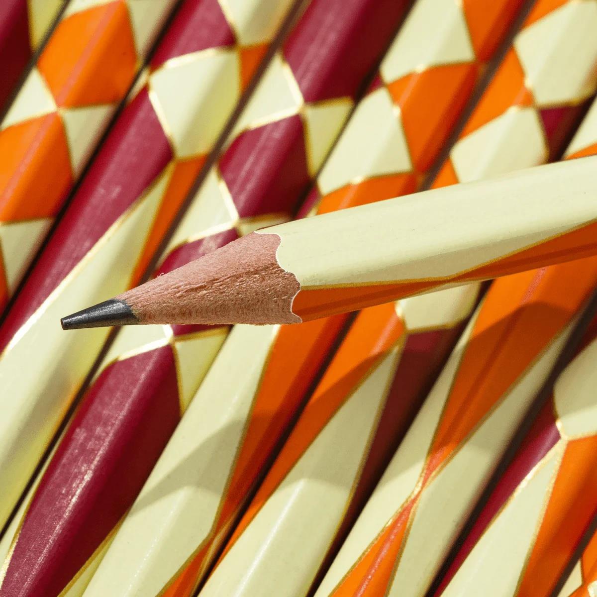 Palomino Blackwing  Volume 574 Firm Grafit  Ahşap Kurşun Kalem