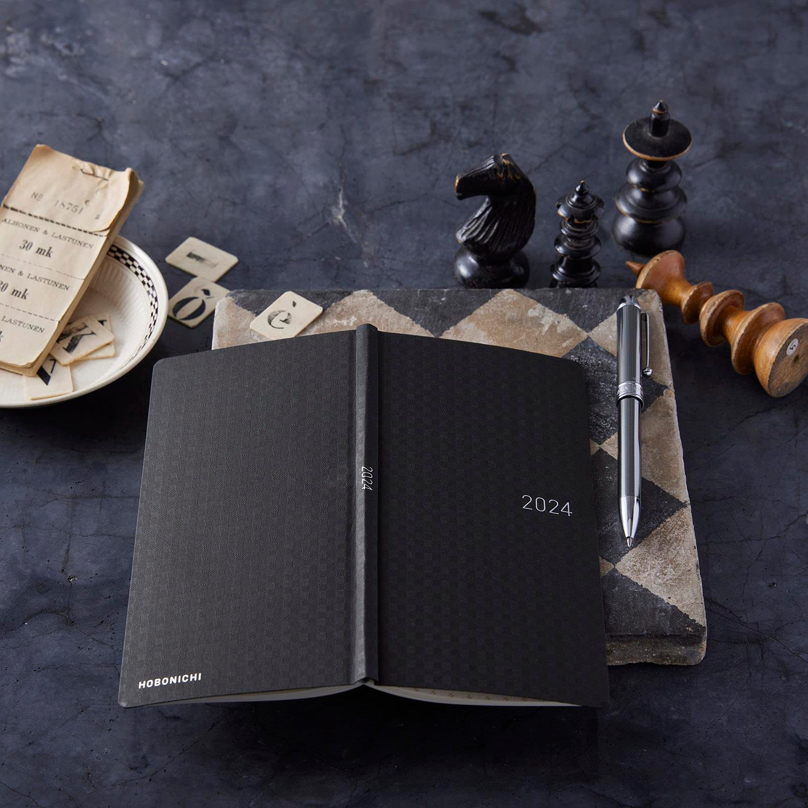 Hobonichi Weeks Japanese Version 2024 Jan. Start Black