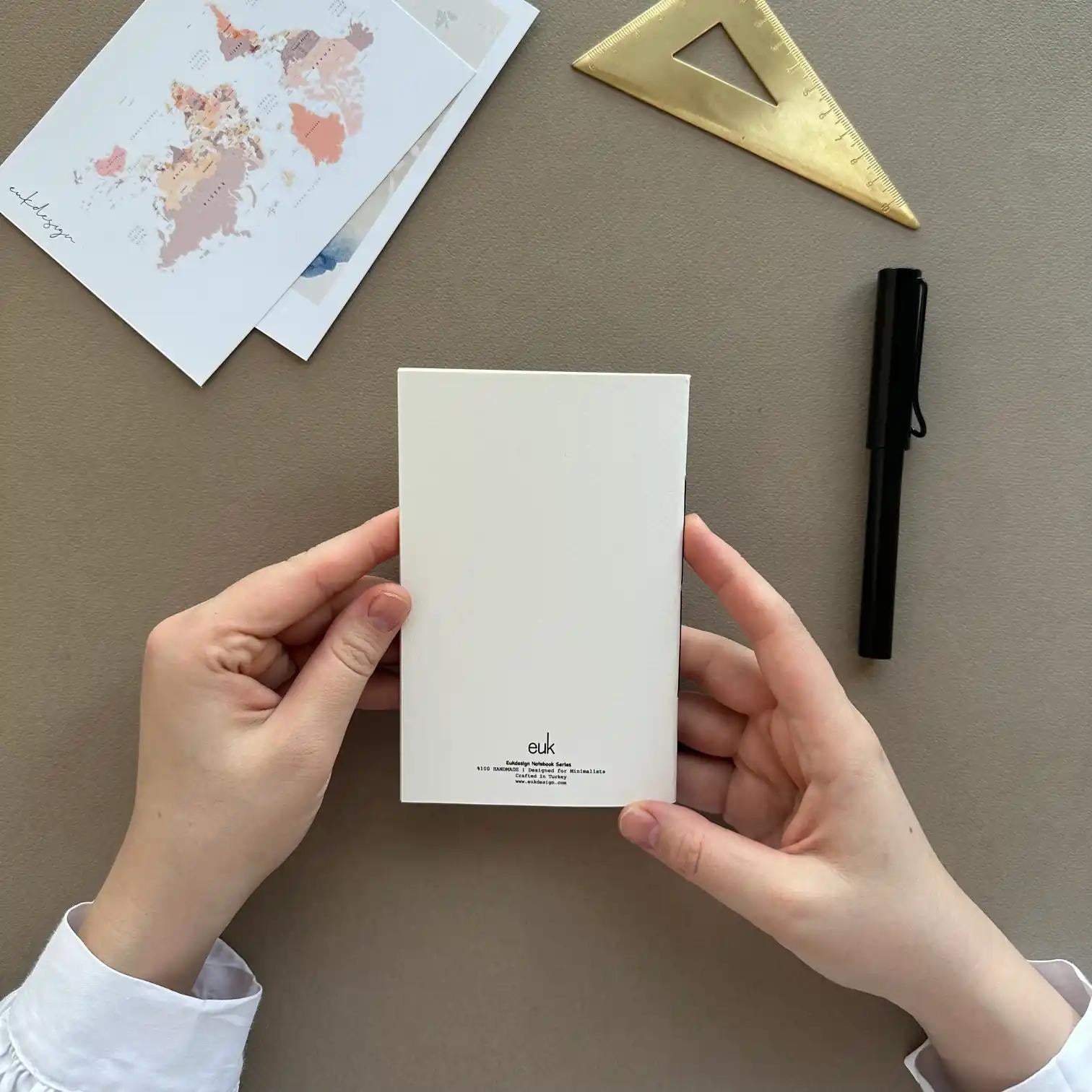 Euk Design Tokyo Çizimli Weil Am Rhein Kalemlik İçi Defter 