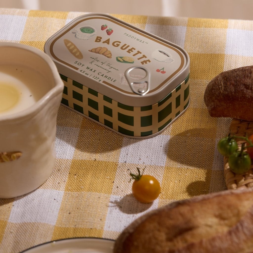 Paddywax Bistro Baguette Printed Tin Candle - Thyme & Rosemary 127 gr Mum