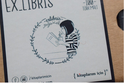 Art'n Smile Hand Made Exlibris Kitap Mührü Damga - Kitap Tutkusu ( Kızlı)