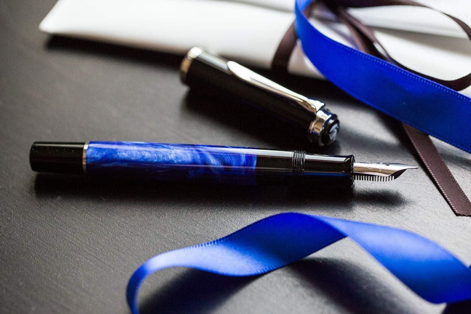 Pelikan Classic M205 Marble Blue Dolma Kalem F Uç