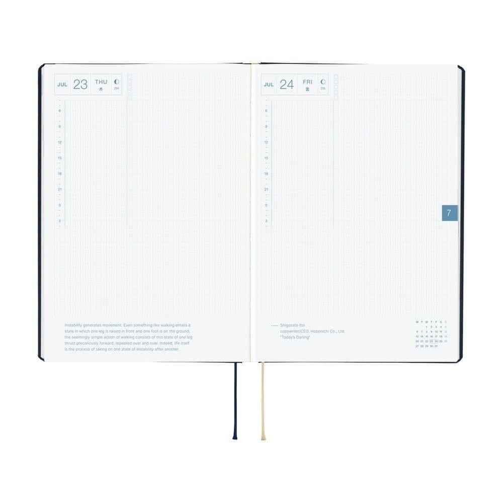 Hobonichi Ajanda Techo HON - A5 English - Slash (Navy) - 2026 Jan Start