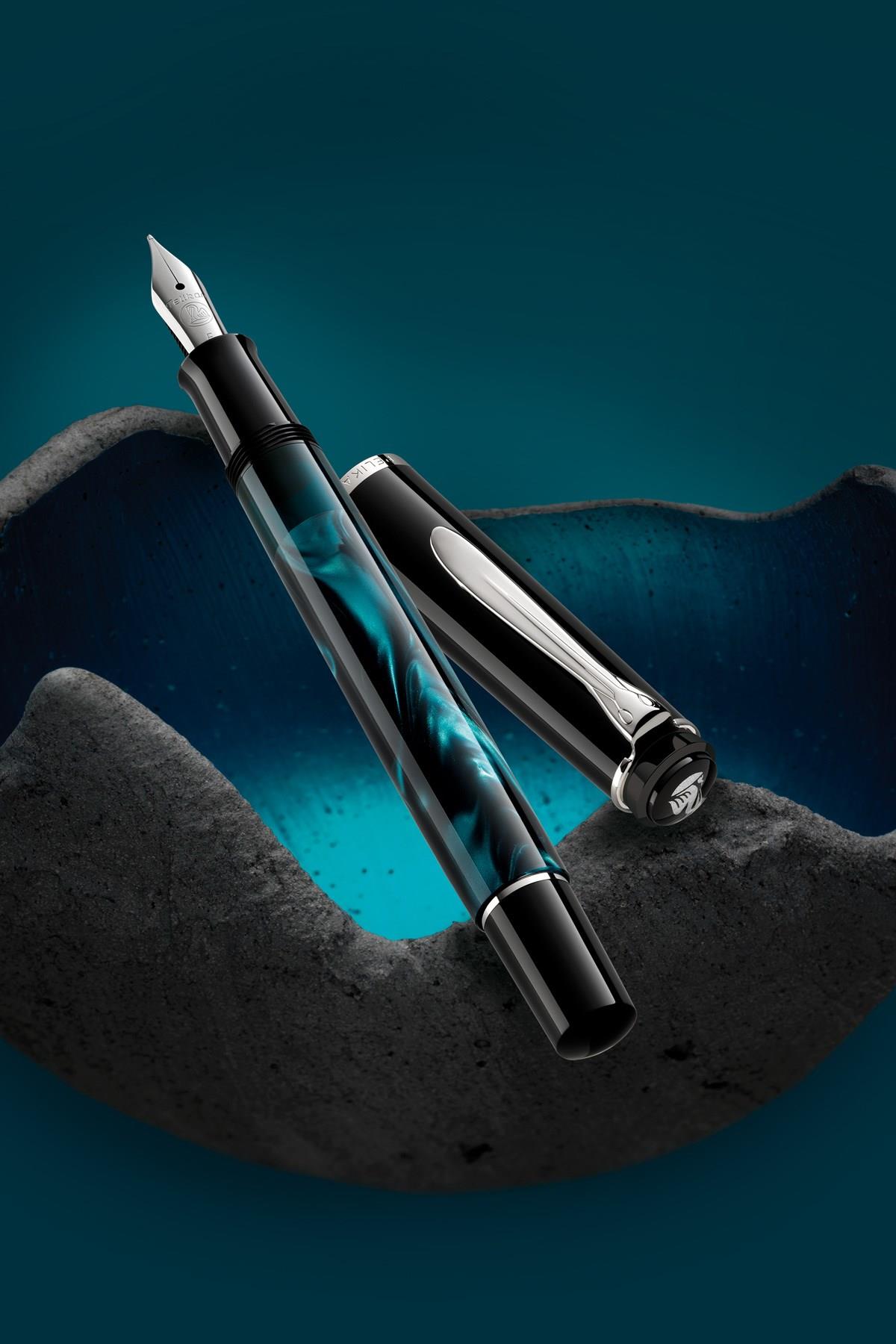 Pelikan Classic M205 Petrol Marbled Dolma Kalem M Uç