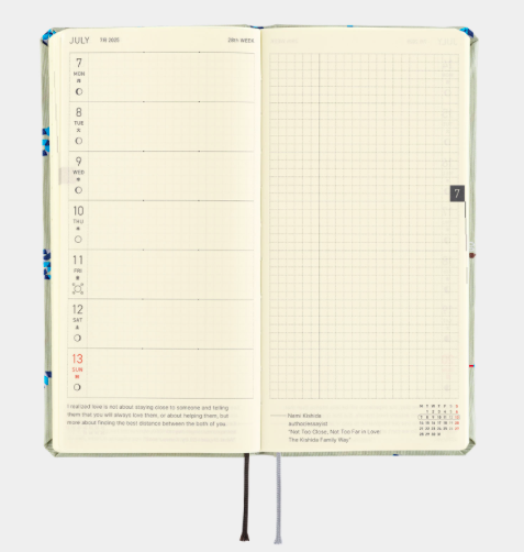 Hobonichi Techo Weeks 2025 Mega Bow & Tie: Snake Toy