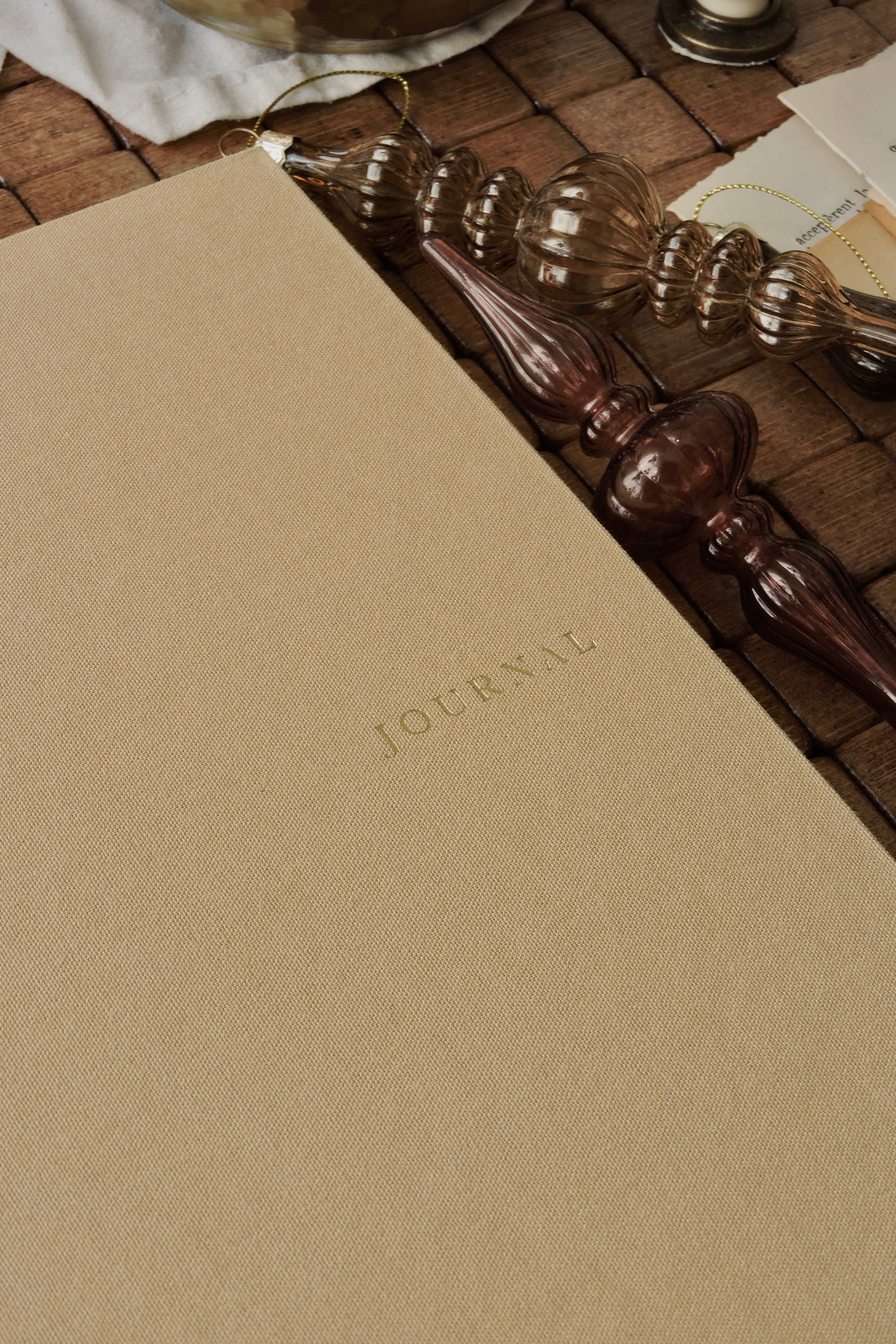 Nova Crafts Keten Journal Yaldız Kenar Çizgili Defter 17x24 cm. 110 gr. Ivory 200 sy. Cream