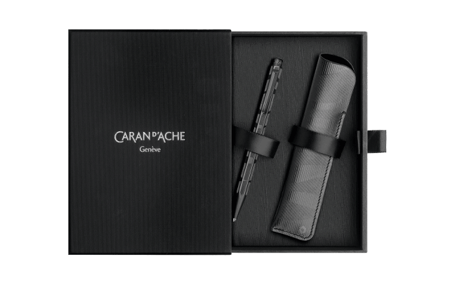 CARAN d'ACHE Ecridor Black Lines Set Tükenmez Kalem/Kılıf 8902-010