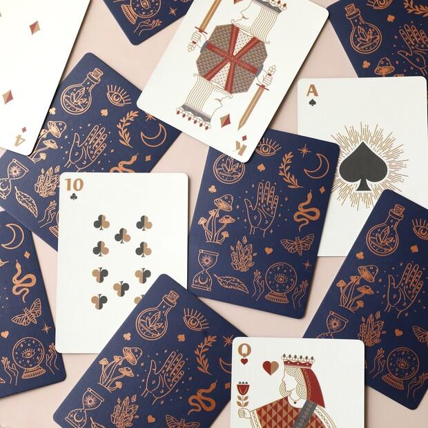 DesignWorks Özel Tasarım İskambil Kağıdı She is Magic