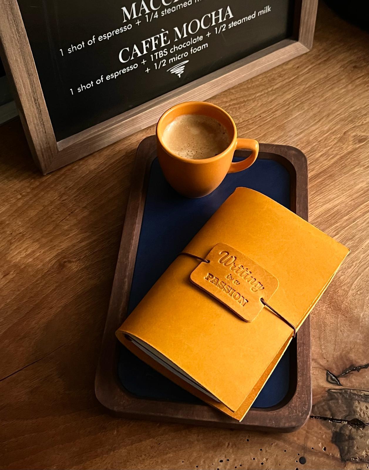 Aegean  Leather Pasaport Size Deri Defter Kılıfı Sarı