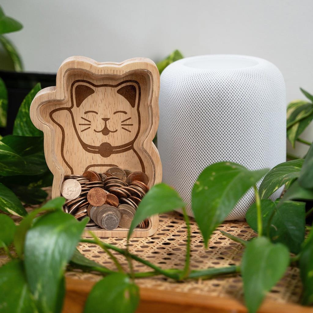 Kikkerland Maneki Neko Luck Cat Şanslı Kedi Ahşap Kumbara