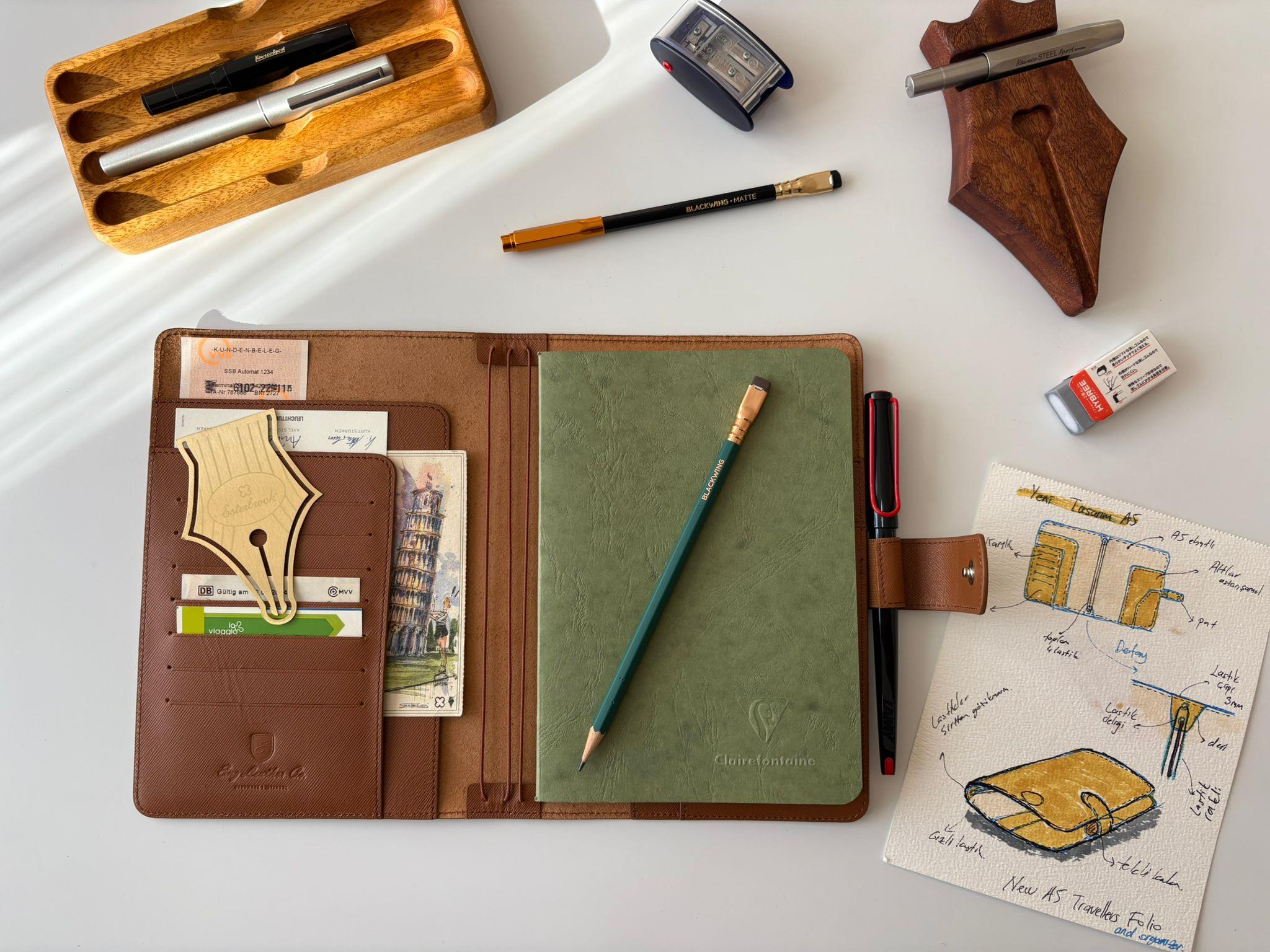 Eng Leather Saffiano Deri Koleksiyonu  A5 Defter & Kalem Çantası Terracota