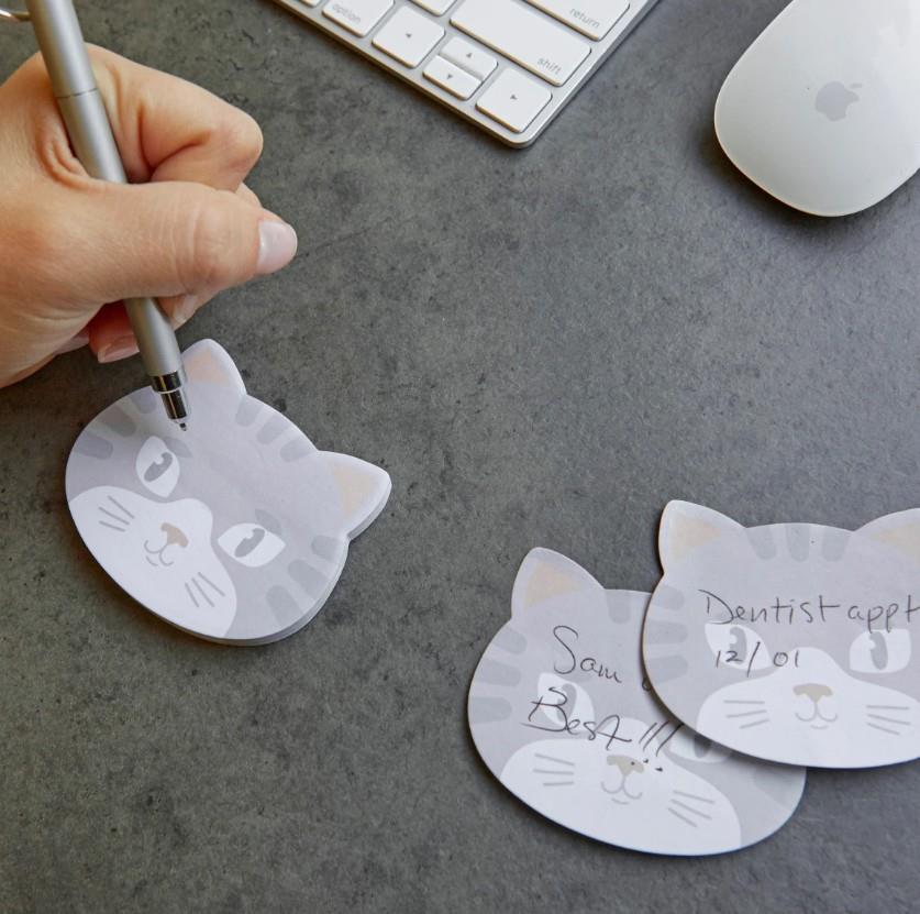 Kikkerland Kitty Cat Post It