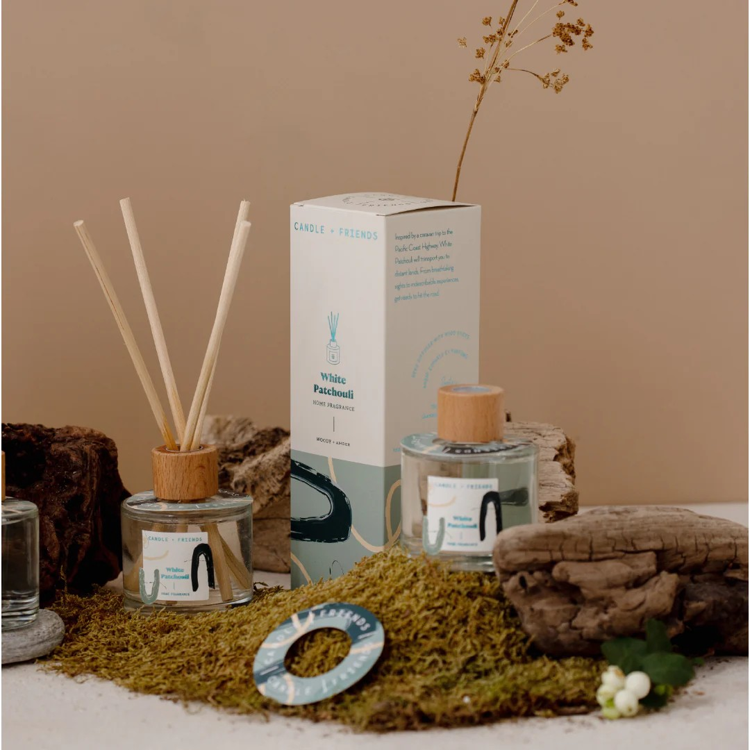 Candle + Friends White Patchouli Oda Kokusu