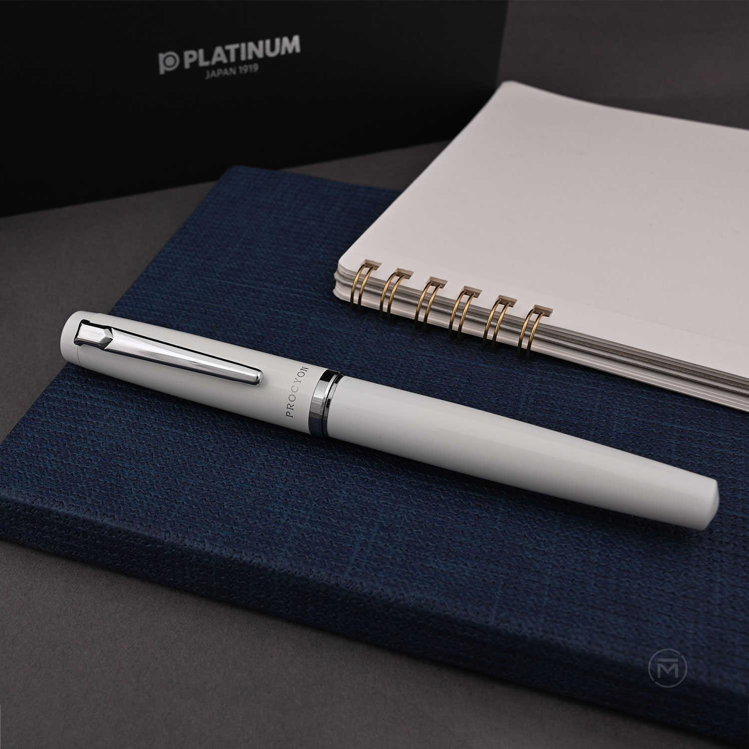 Platinum Procyon Dolma Kalem Porcelain White F Uç