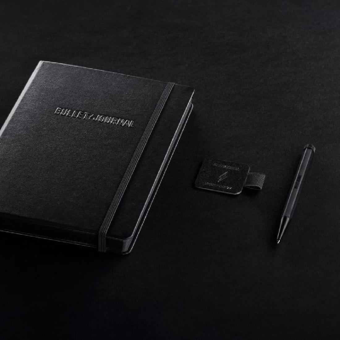 Leuchttrum 1917 Bullet Journal All Black Stealth Collector's Set Limited Edition Kalem, Defter ve Kitap Ayracı