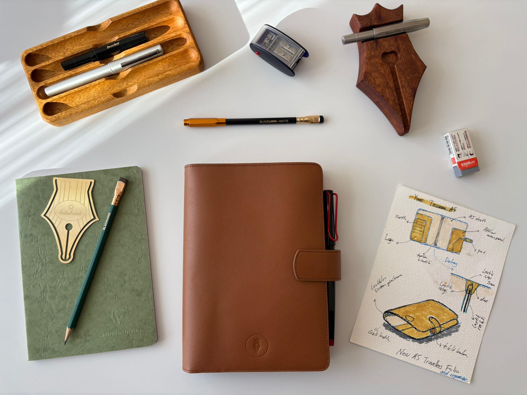 Eng Leather Saffiano Deri Koleksiyonu  A5 Defter & Kalem Çantası Terracota