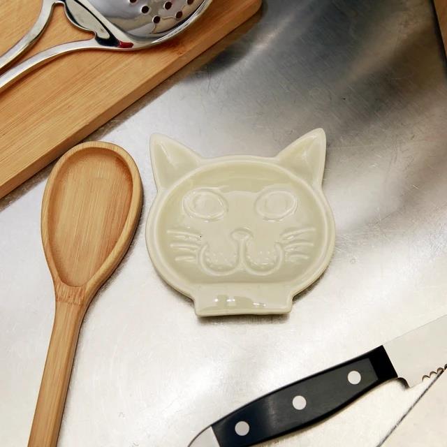 Kikkerland Cat Spoon Rest  Seramik Kedi Kaşıklık