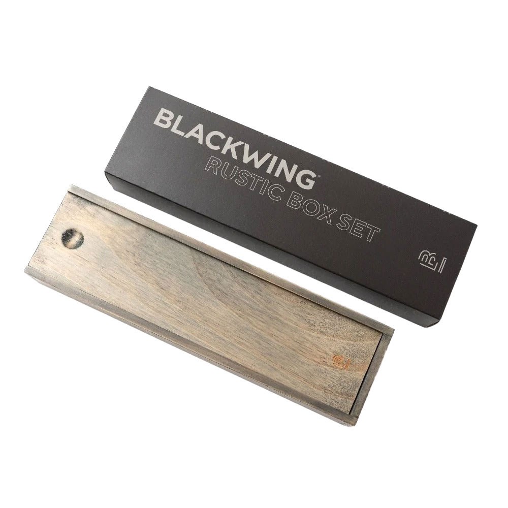 Blackwing Rustic Çam Ağacından Hediye Kutusu & Matte12 Kalem & Kalemtraş Seti