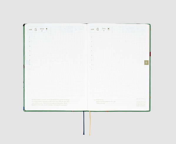 Hobonichi Techo 2024 Cat & Me HON / A5 Size / Daily / Jan start / Mon start - Japanese Edition