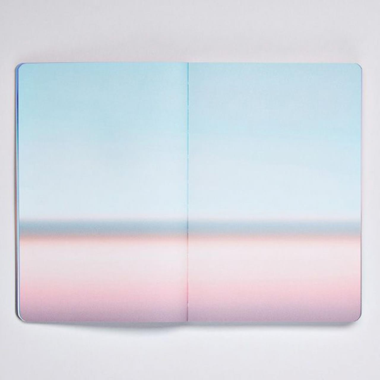 Nuuna Graphic M Mood Noktalı Defter