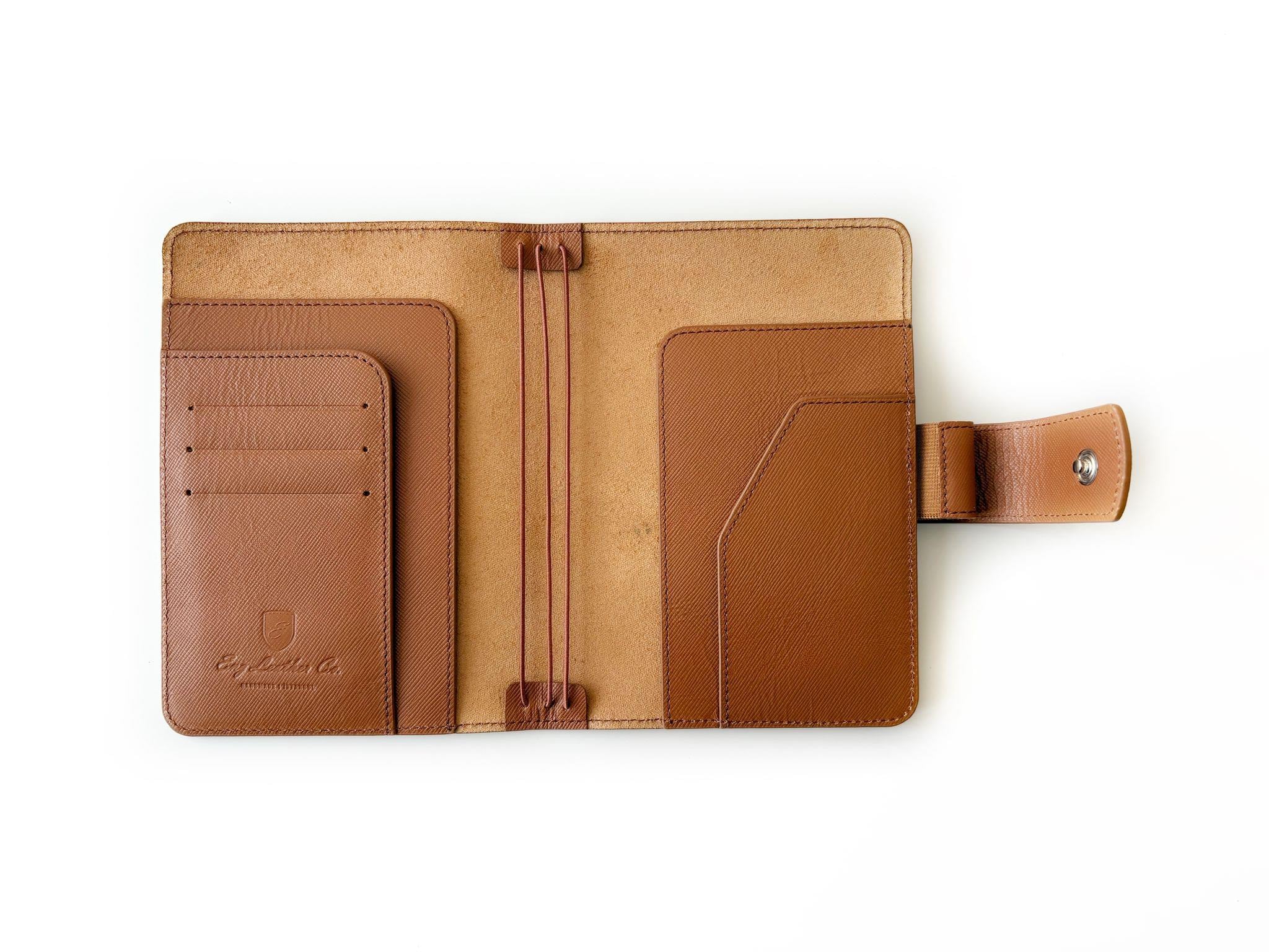 Eng Leather Saffiano Deri Koleksiyonu  A6 Defter & Kalem Çantası Terracota