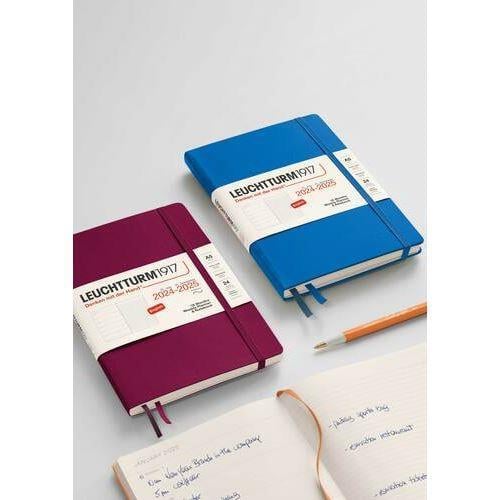 Leuchtturm1917 Weekly Planner & Notebook 18 Months 2024 - 2025 Medium Lilac 370713