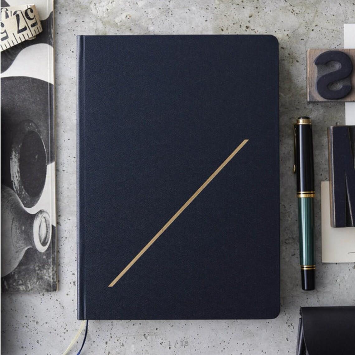 Hobonichi Techo 2024 Slash (Black) HON / A5 Size / Daily / Jan start / Mon start - Japanese Edition