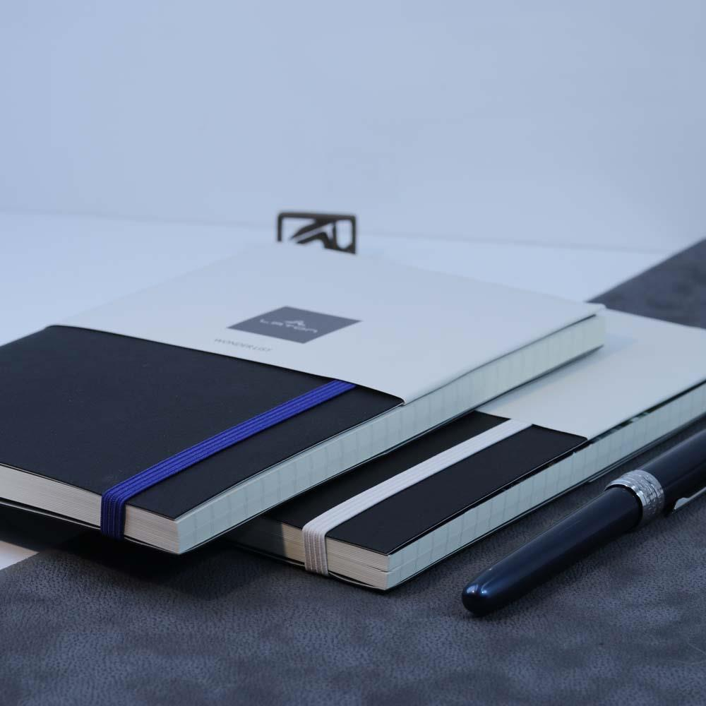 Laton Tıla A5 Keten Kumaş Sert Kapaklı Defter  Black & White