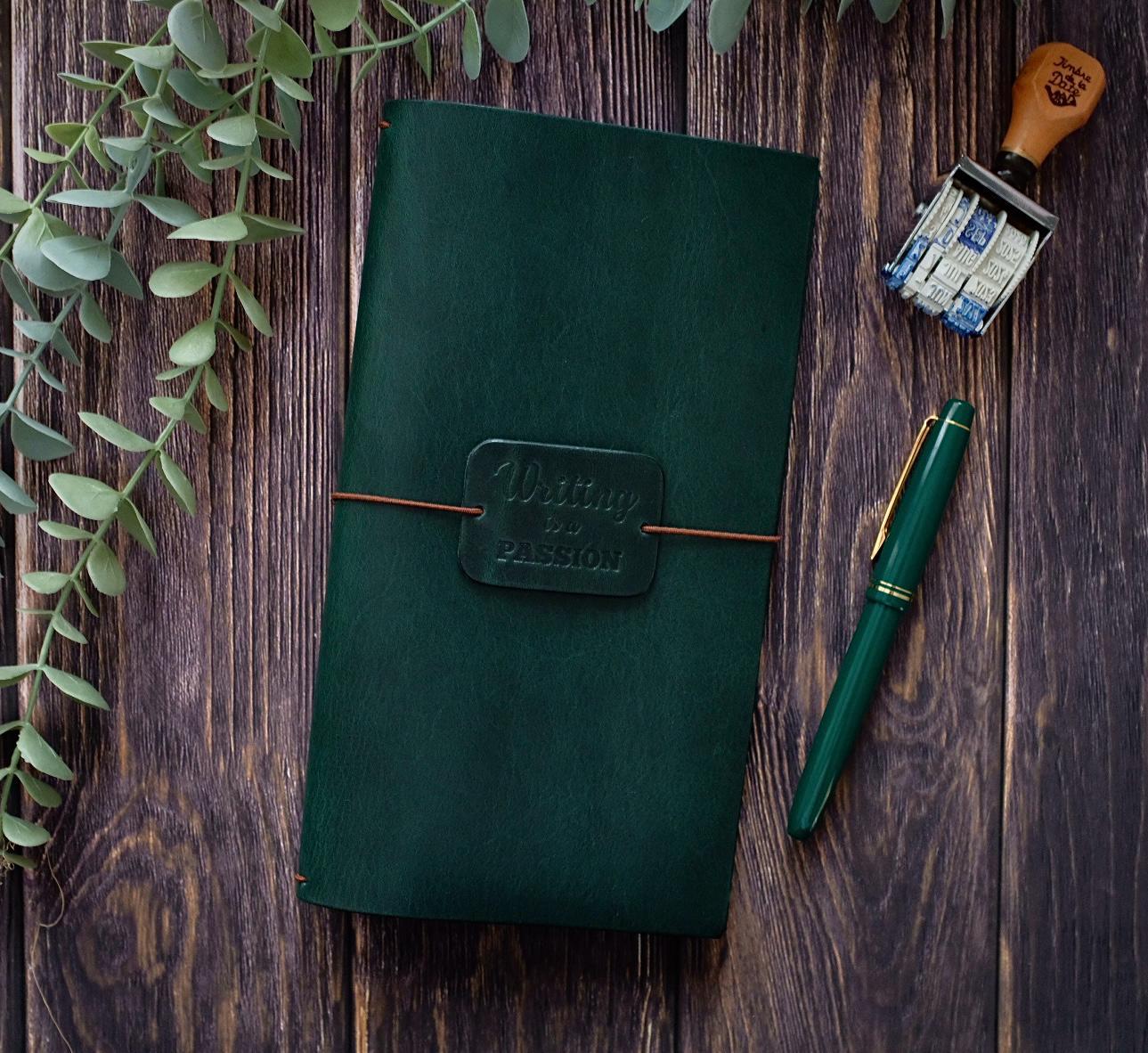 Aegean  Leather Pasaport Size Deri Defter Kılıfı Yeşil