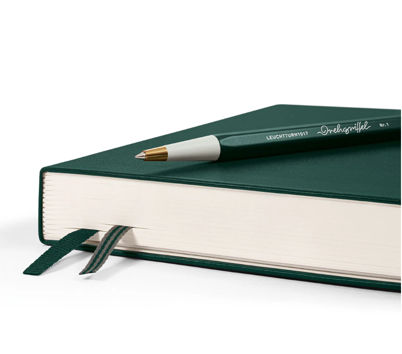 Leuchtturm1917 Not Defteri Orta Boy (A5), Sert Kapak, 411 Numaralandırılmış Sayfa, Çizgili,Forest Green 372929