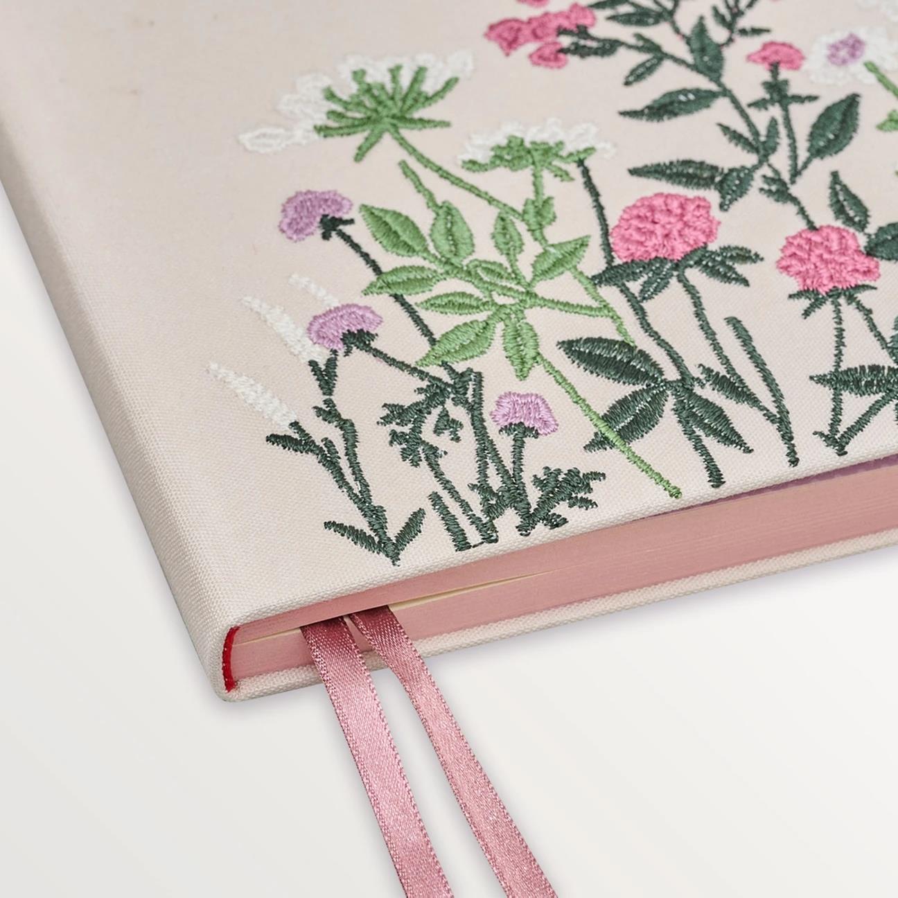 EPISODE CLOVER MEADOW EMBROIDERED XL NOTEBOOK