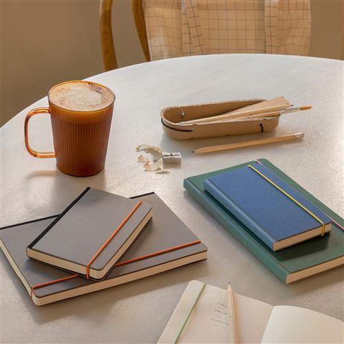 Miquelrius Retro Sert Kapak A5 Noktalı Lastikli Defter - Gri