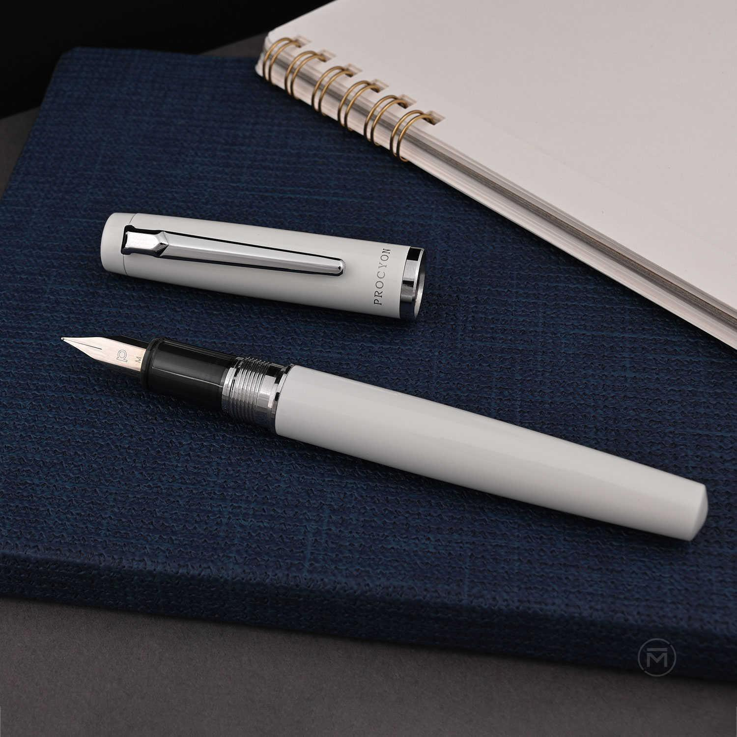 Platinum Procyon Dolma Kalem Porcelain White F Uç