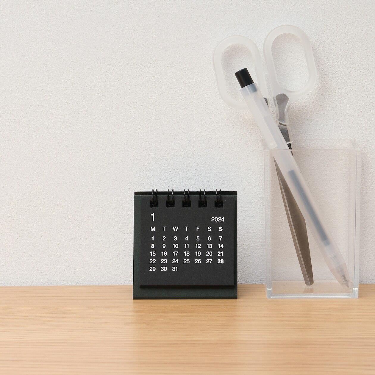 Muji Dec. 2023 - Dec. 2024 Masaüstü Mini Takvim Siyah