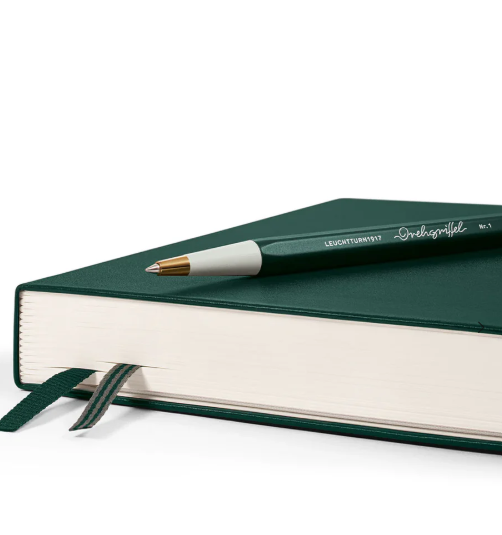 Leuchtturm1917 Not Defteri Orta Boy (A5), Sert Kapak, 411 Numaralandırılmış Sayfa, Çizgili,Forest Green 372929